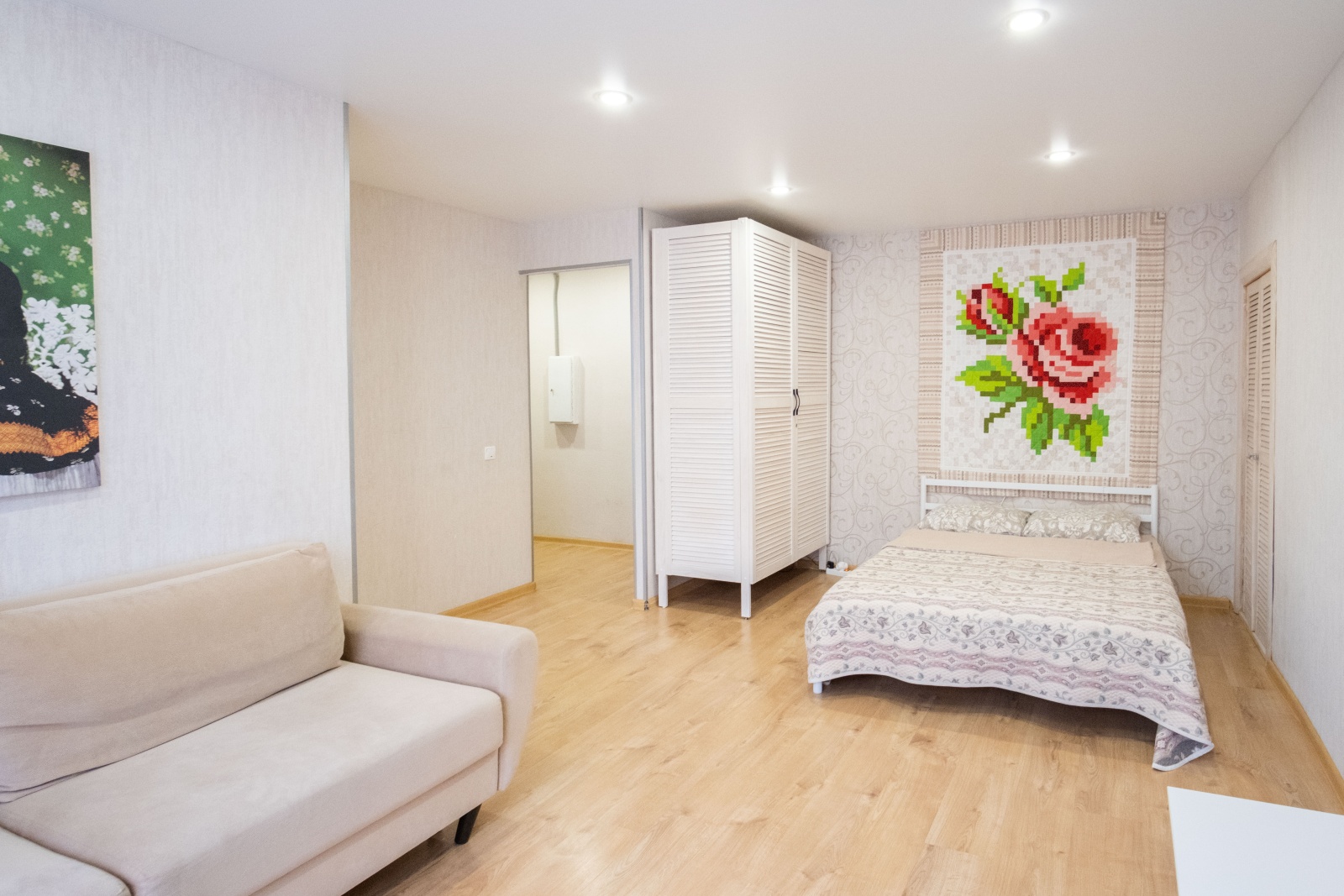 1-к. квартира, 35 м², 1/5 эт.: Республика Карелия, Петрозаводск,  Красноармейская улица, 33 по цене от 2000 руб за сутки, артикул 2811579